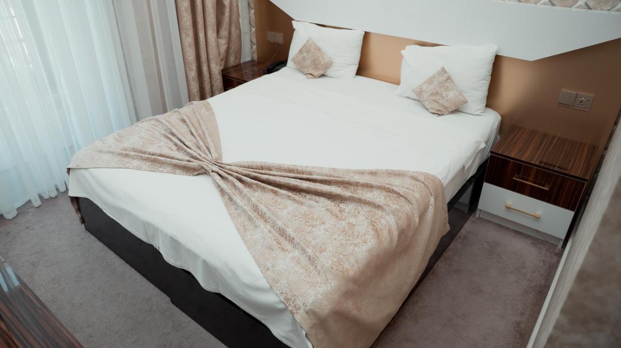 Dionis Hotel Μπακού Εξωτερικό φωτογραφία