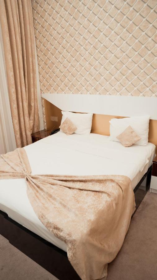 Dionis Hotel Μπακού Εξωτερικό φωτογραφία